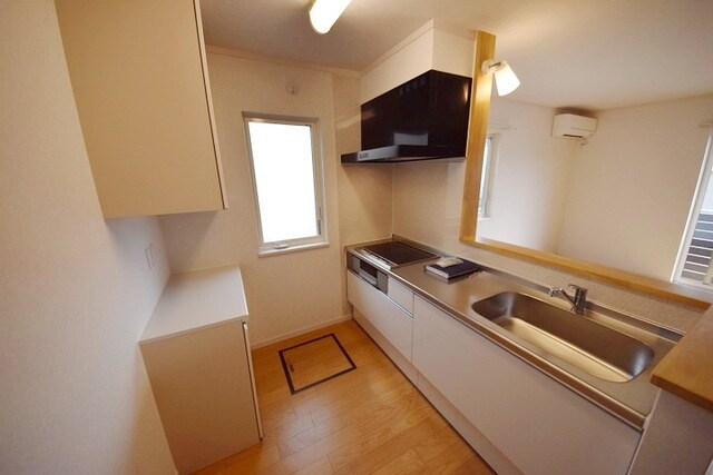 フォレストメゾン聖蹟の物件内観写真