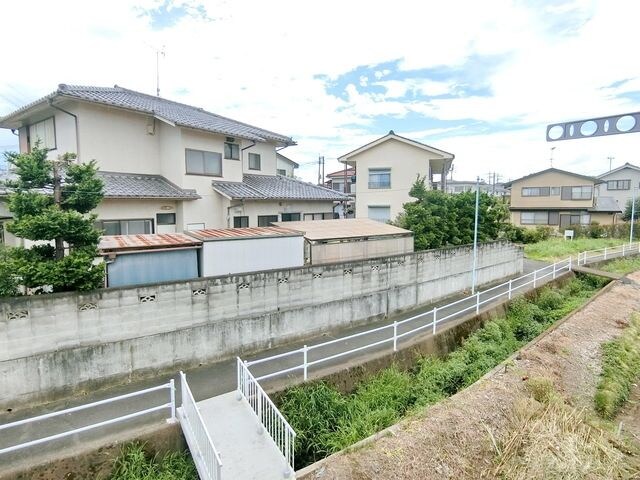 ウエストコート日野の物件内観写真