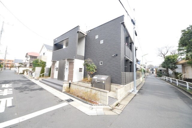 クレイノFREESIAの物件外観写真