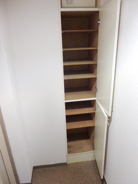 スカイコート千歳烏山第5の物件内観写真