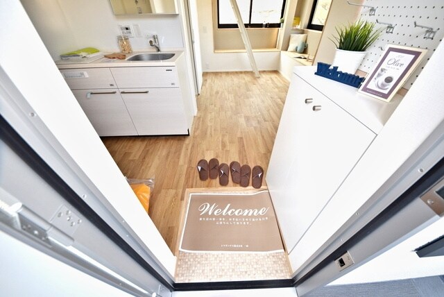 チトカラアパートメントの物件内観写真