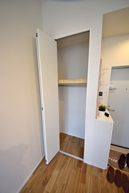 チトカラアパートメントの物件内観写真