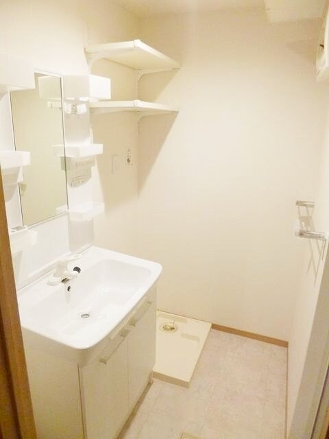 アン・ウィスタリアの物件内観写真