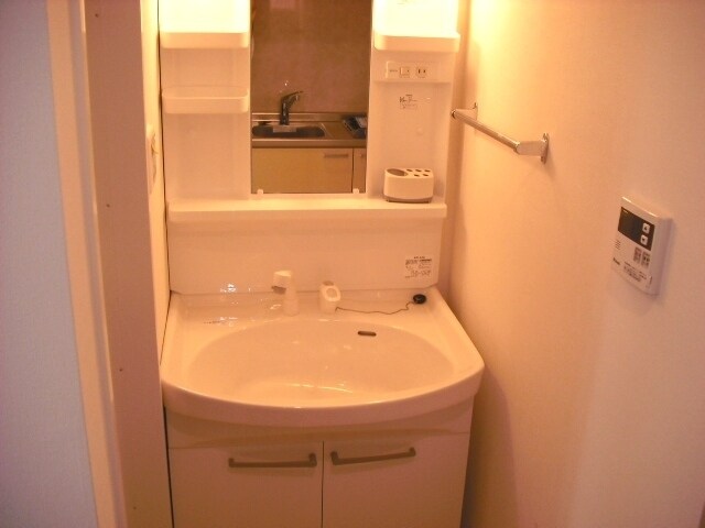 ジーヒルズ中町の物件内観写真