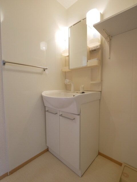 ウィスタリアの物件内観写真