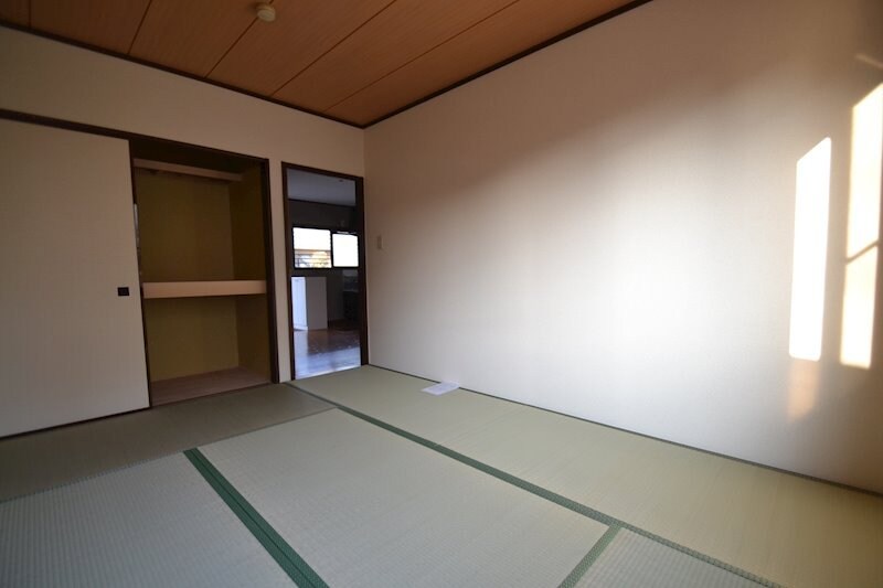 グランデュール松原の物件内観写真