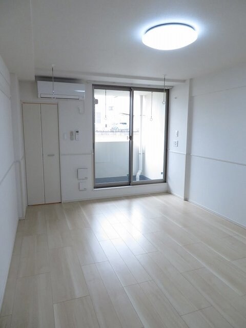 グランシャテーネの物件内観写真