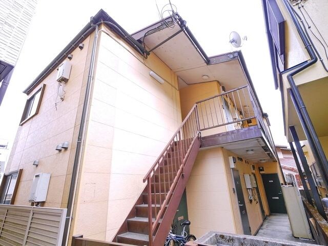 ブリランテ聖蹟の物件外観写真