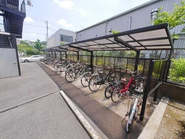 ジュネス桜ヶ丘の物件内観写真