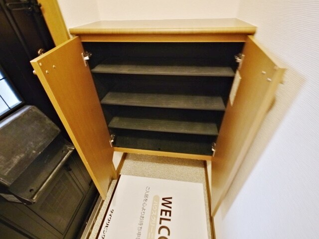 クイーンズコートの物件内観写真