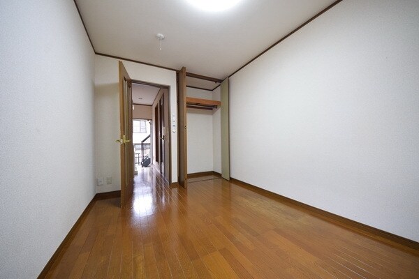 フリーデンスハイムの物件内観写真