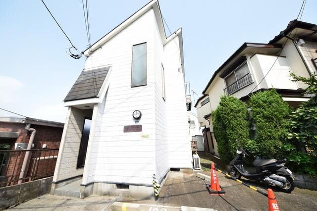 ルーブル子安の物件外観写真