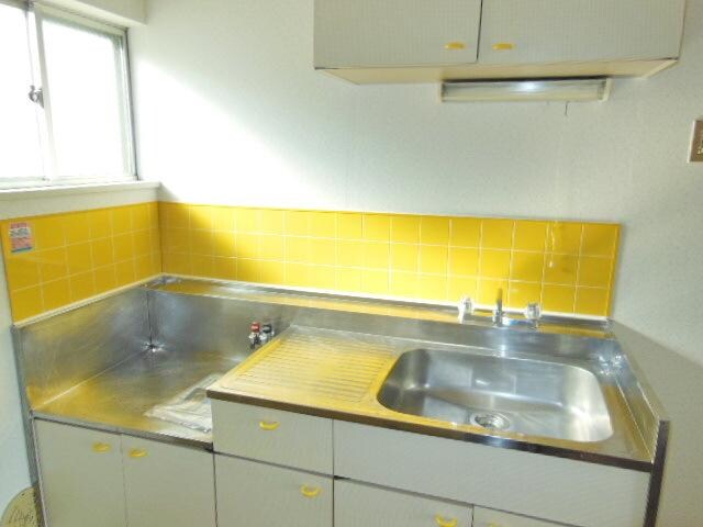 エステートピア富士森 2号棟の物件内観写真