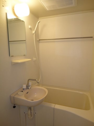 レオパレスルシータ21の物件内観写真