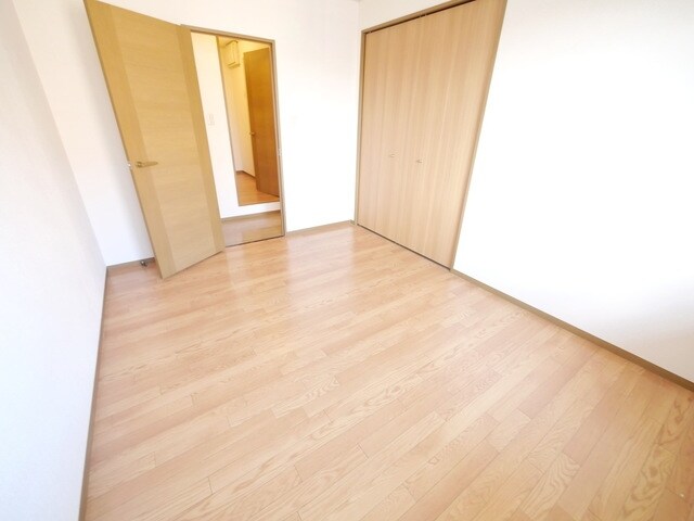 ルミエールAの物件内観写真