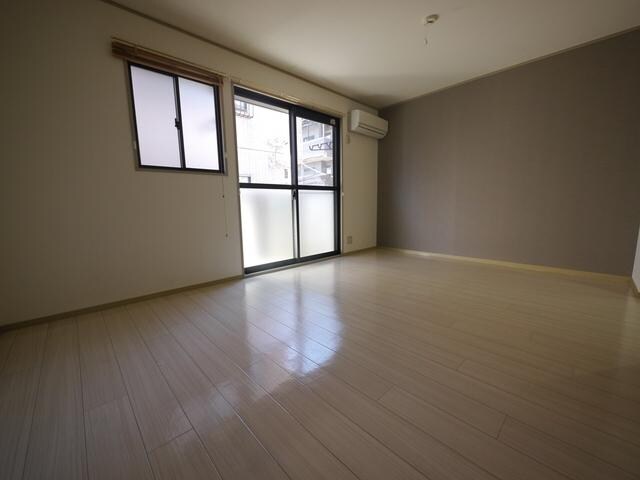 カーサベルデの物件内観写真