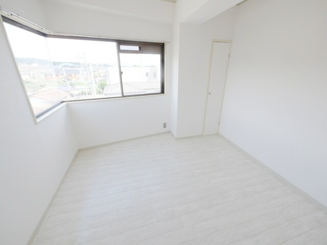 ロイヤルタウン下九沢の物件内観写真