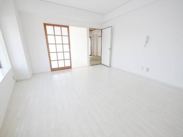 ロイヤルタウン下九沢の物件内観写真