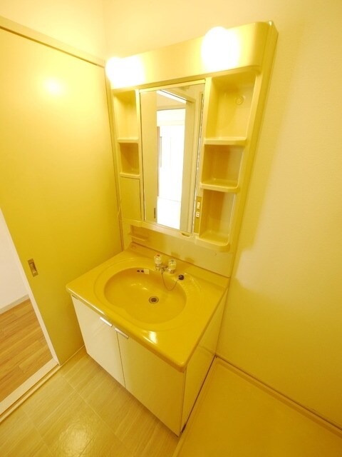 ロイヤルタウン下九沢の物件内観写真