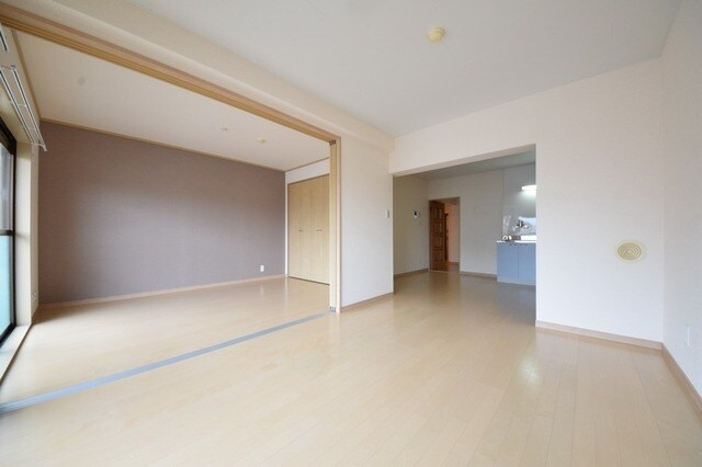 ルミエールセゾンの物件内観写真