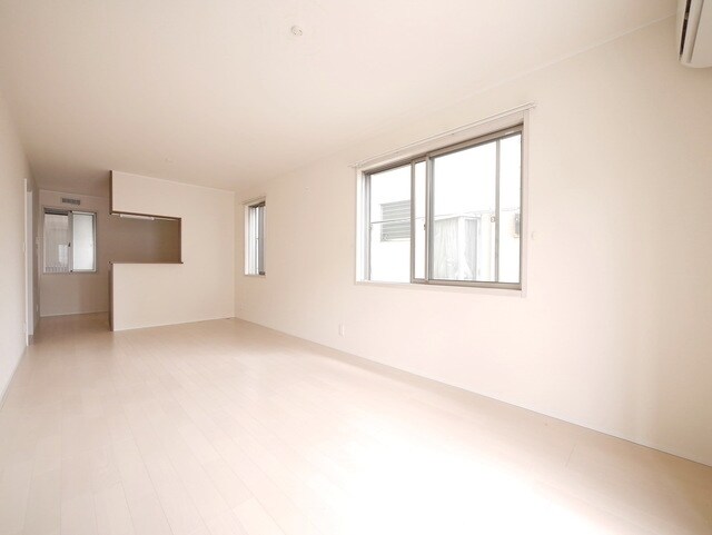 エルメゾン A棟の物件内観写真