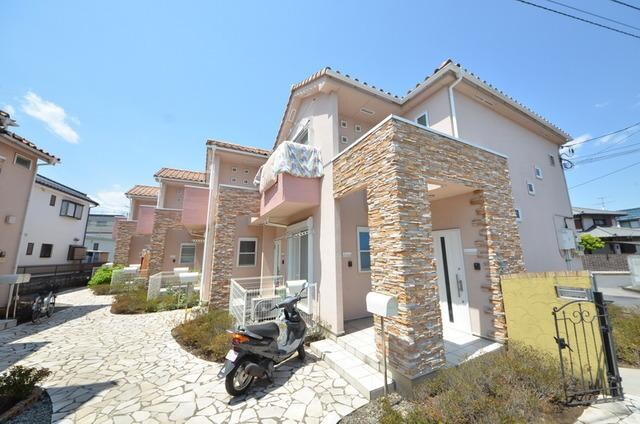 リブレアHINOの物件外観写真