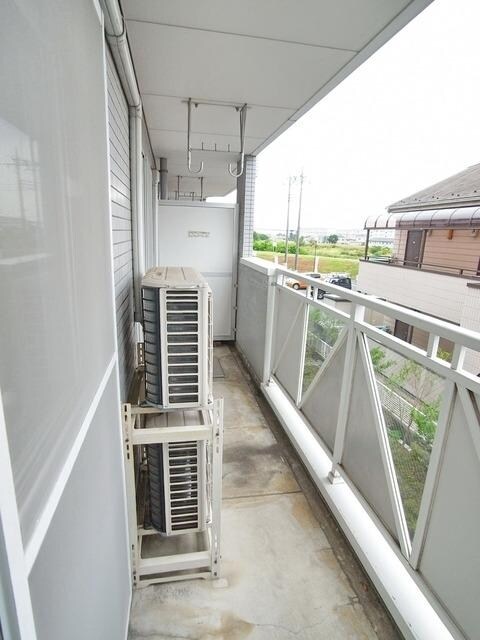 サンセヴィラージュの物件内観写真