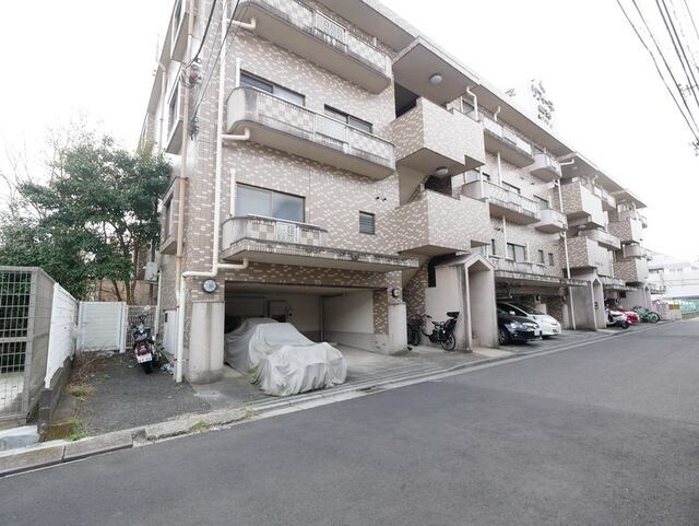 リフィーネめじろ台の物件内観写真