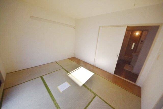 アンバービレッジSの物件内観写真