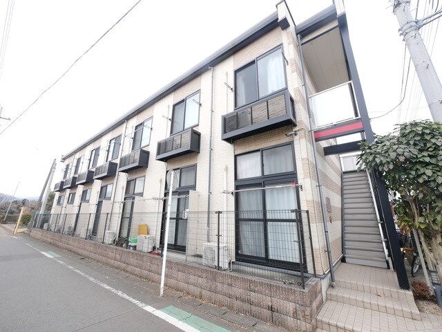 レオパレスSTRの物件外観写真