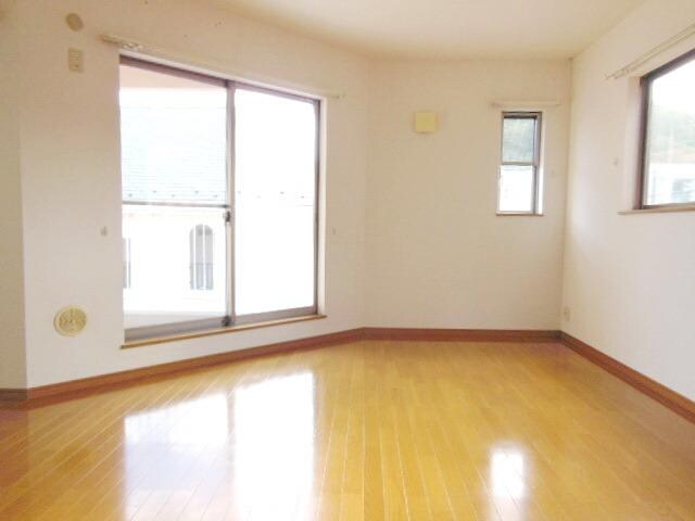 アウグーリオの物件内観写真