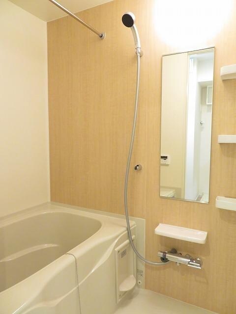 シュトラーレ 八日町の物件内観写真