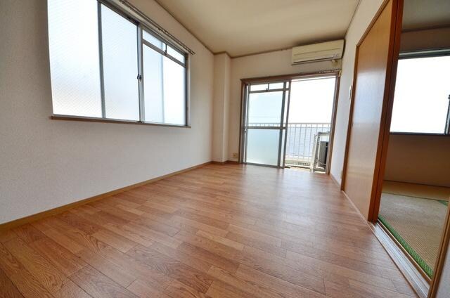 エステート松木の物件内観写真