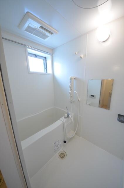 ウィスタリア・ガーデンABの物件内観写真