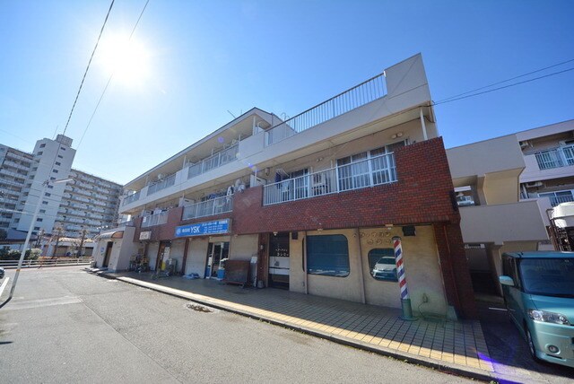 第2角柳マンションの物件外観写真