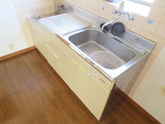 それいゆ一ツ橋弐番館の物件内観写真