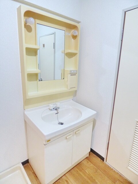 MAC武蔵砂川コートの物件内観写真