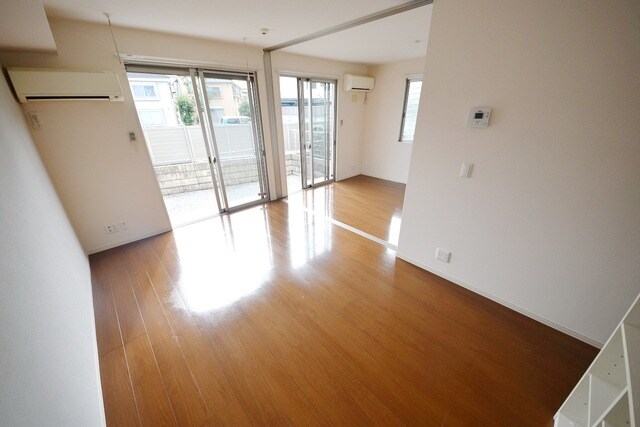 レセンテスパシオの物件内観写真