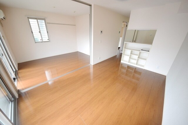 レセンテスパシオの物件内観写真