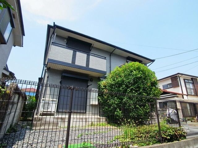 ルミエールの物件外観写真