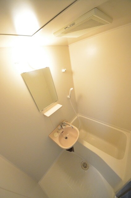 カームマンション明神町の物件内観写真