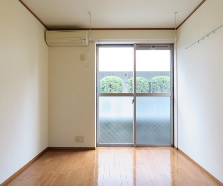 ビレッジ・バンガードの物件内観写真