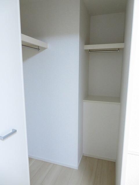 シュトラーレ 八日町の物件内観写真