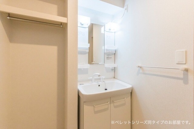 シエル2の物件内観写真