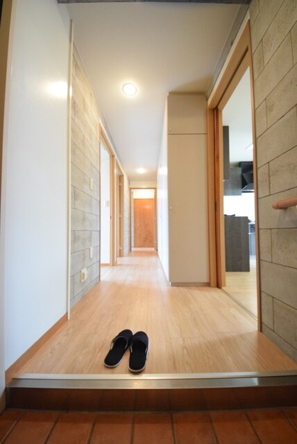 エルムコートの物件内観写真