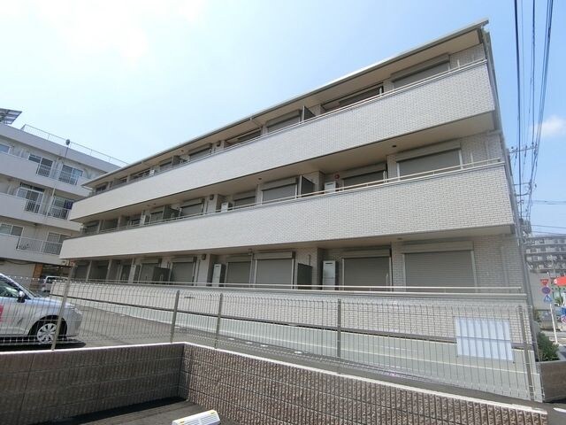 ハーモニー大坂上の物件外観写真