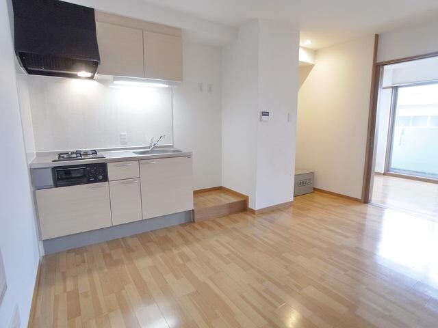 リエイゾン若松の物件内観写真