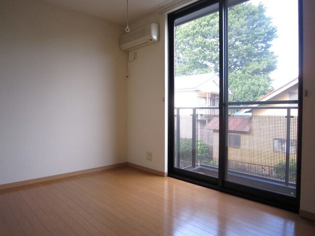 絹の道 B棟の物件内観写真