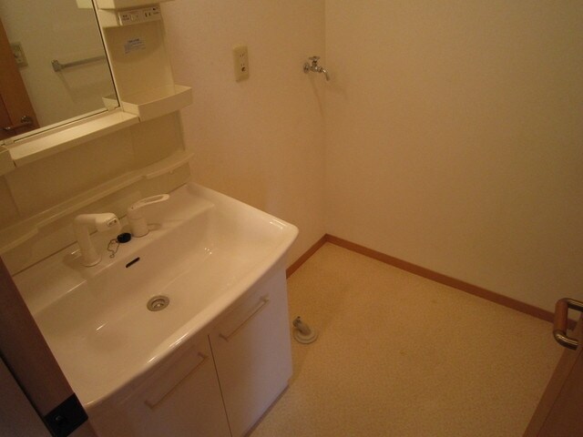 絹の道 B棟の物件内観写真