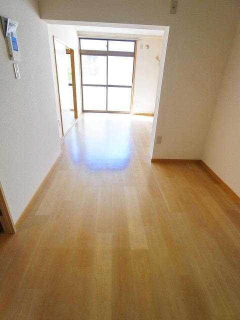 ゴールデンパレスの物件内観写真